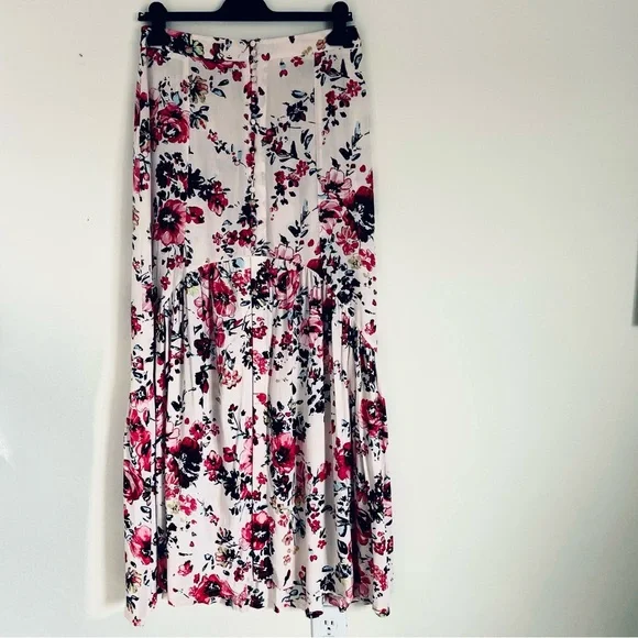 En Creme Urban Rose Floral Button Front Maxi Skirt Size M EUC - Picture 4 of 12